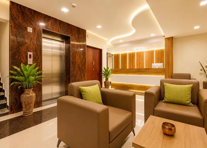 Hotel Comfort Park - Opposite Sri Ramachandra Medical College Porur Chennai
